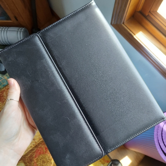 Bluetooth Tablet Keyboard Case - Picture 5 of 12